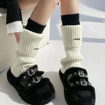 Металлическая этикетка Гетры Вязаные женские телячьи носки Сплошной цвет Винтаж Зима Y2K Японские Harajuku Длинные носки Утолщенный чехол для ног