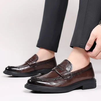 Новый Дизайнер Мужчины Натуральная Кожа Тренд Бизнес Обувь Люкс Бренд Бизнес Повседневная Кожаная Обувь Мода Плоские Противоскользящие Мужские Мокасины